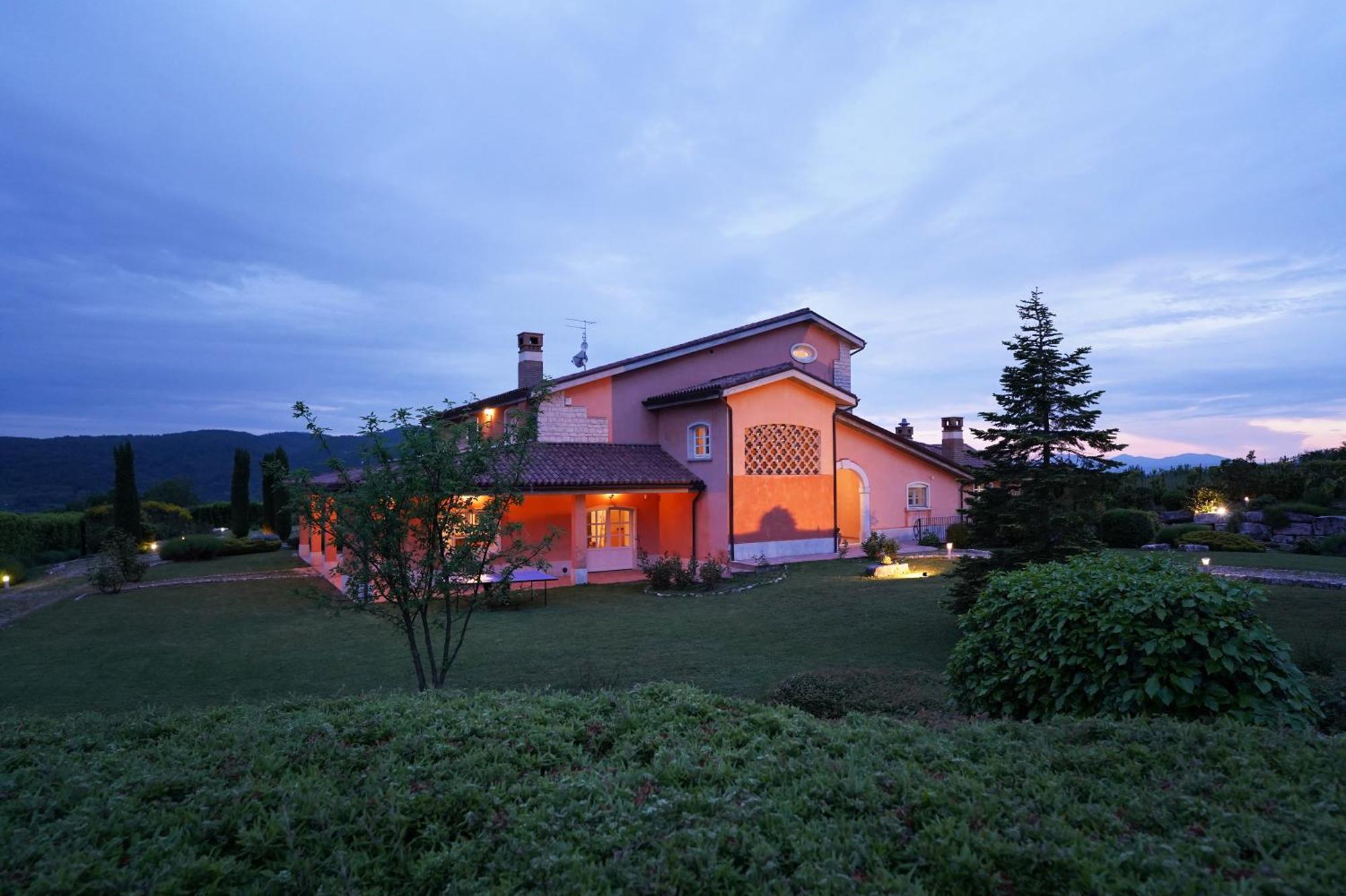 Villa Ruffo Кампобассо Экстерьер фото
